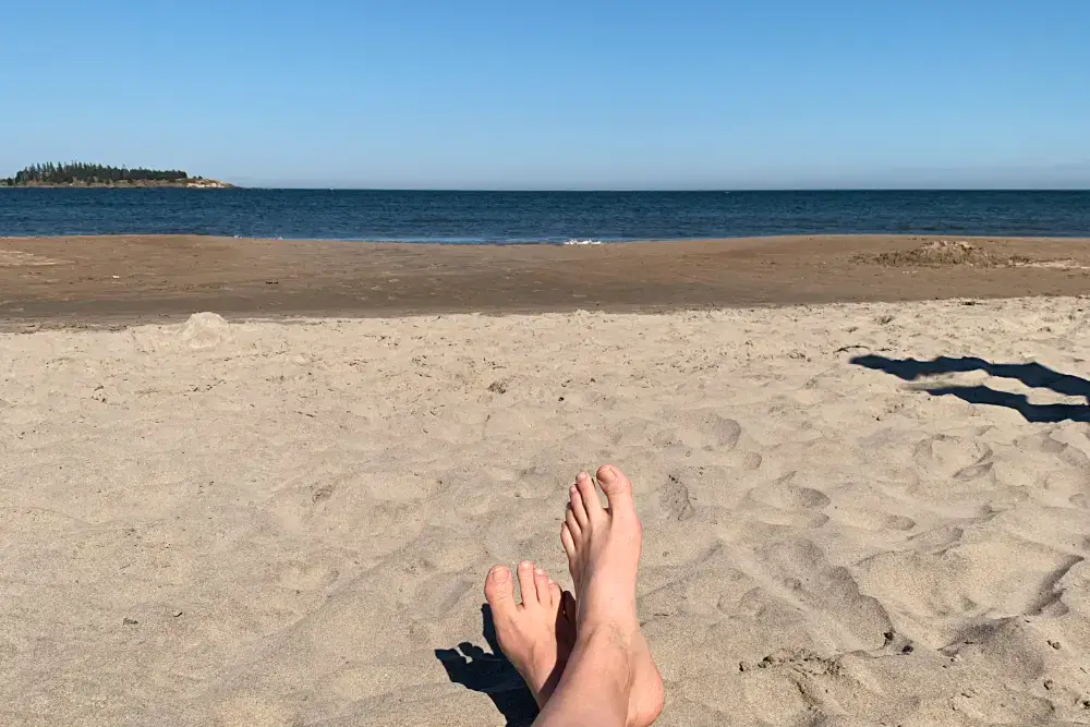 Achtsamkeit im Alltag: einfach mal Nichtstun am Strand
