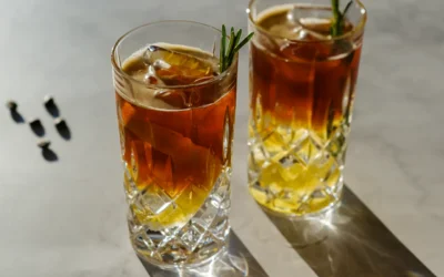 Espresso Tonic mit Zitrone – herb und erfrischend
