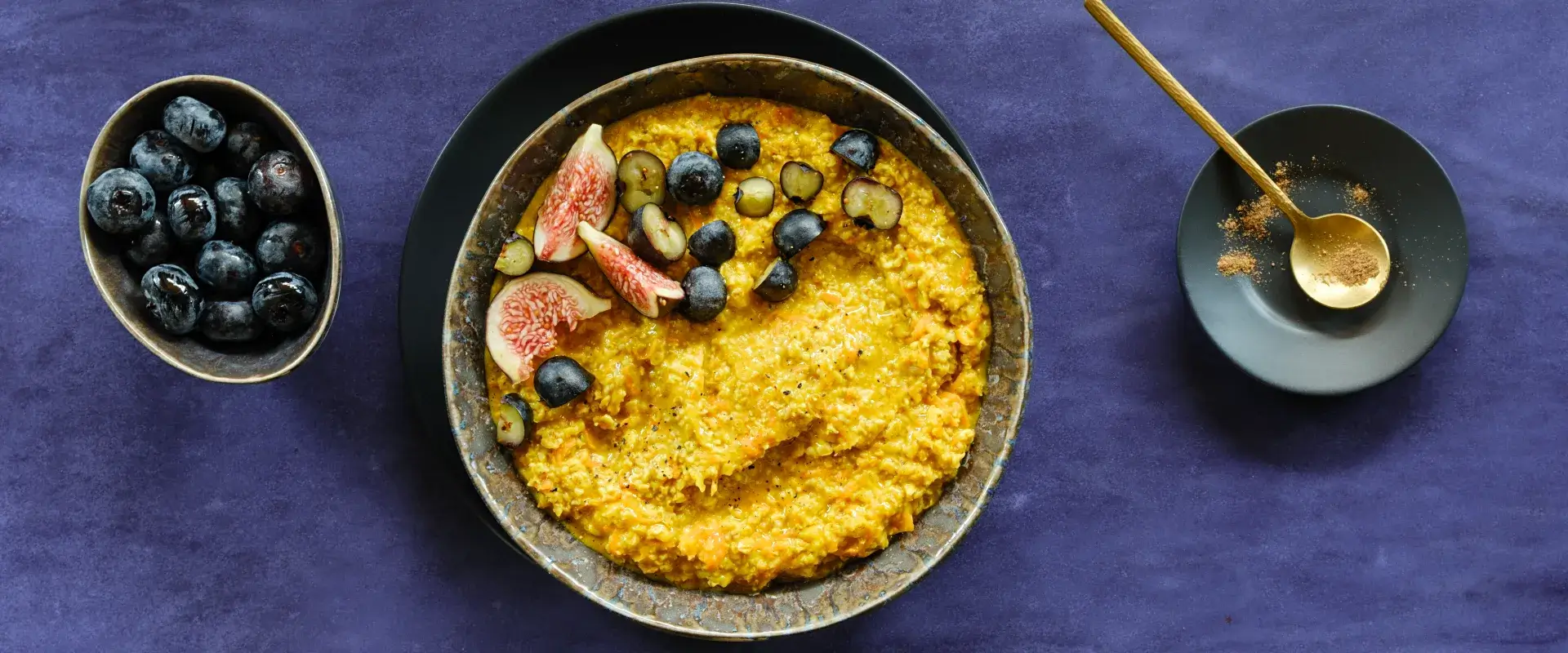 Golden Oats – Apfel Kurkuma Porridge für Hafertage