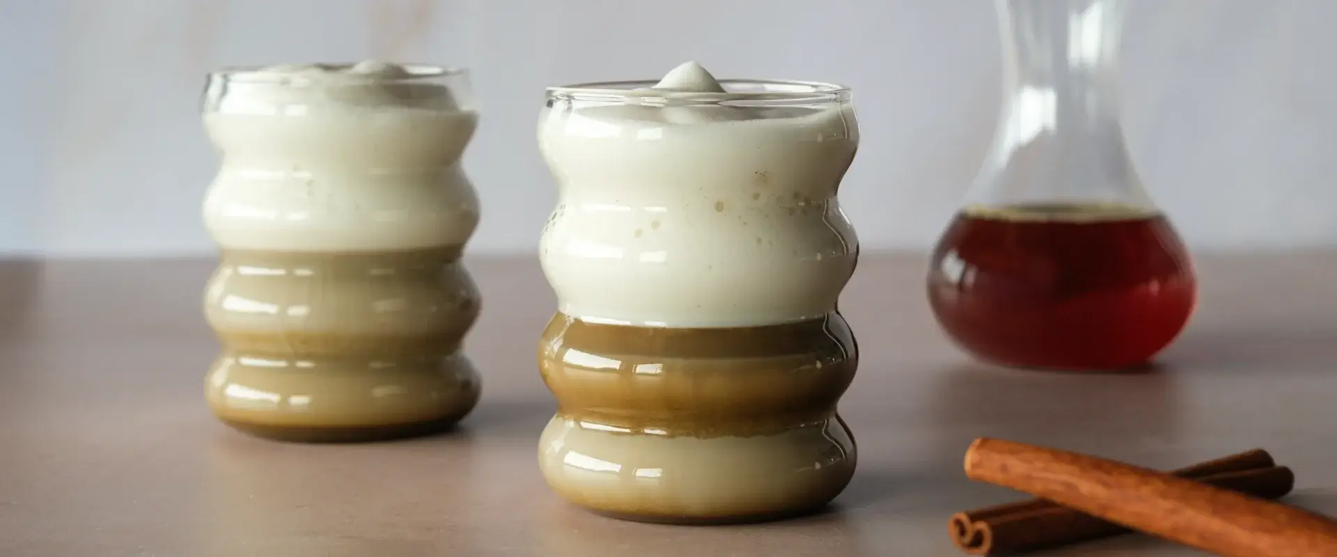 Hojicha Latte – die milde Alternative zum Matcha