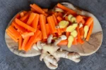 Karotten fermentieren Zutaten geschnitten