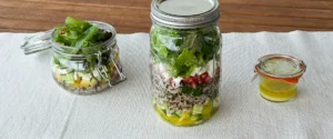 Quinoa Salat im Glas