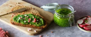 Radieschenblätter Pesto